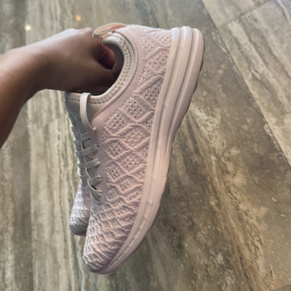 Apl Authentic Techloom Phantom In Us Size 9 - image 4